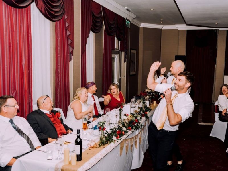 the fantastic singing waiters